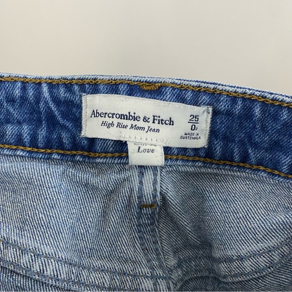 Abercrombie & Fitch Curve Love High Rise Distressed Mom Jeans size 0 - Picture 4 of 11
